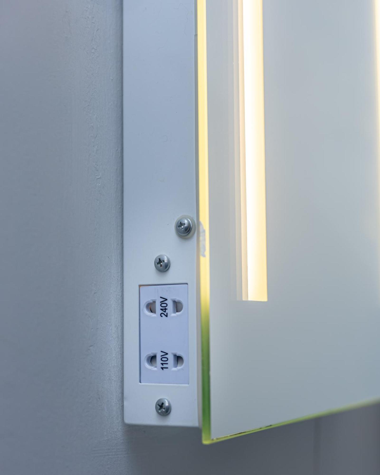 1 Bedroom Apartment In Chorlton Central マンチェスター エクステリア 写真